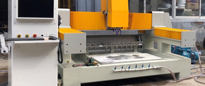 CONTACTA CON NOSOTROS